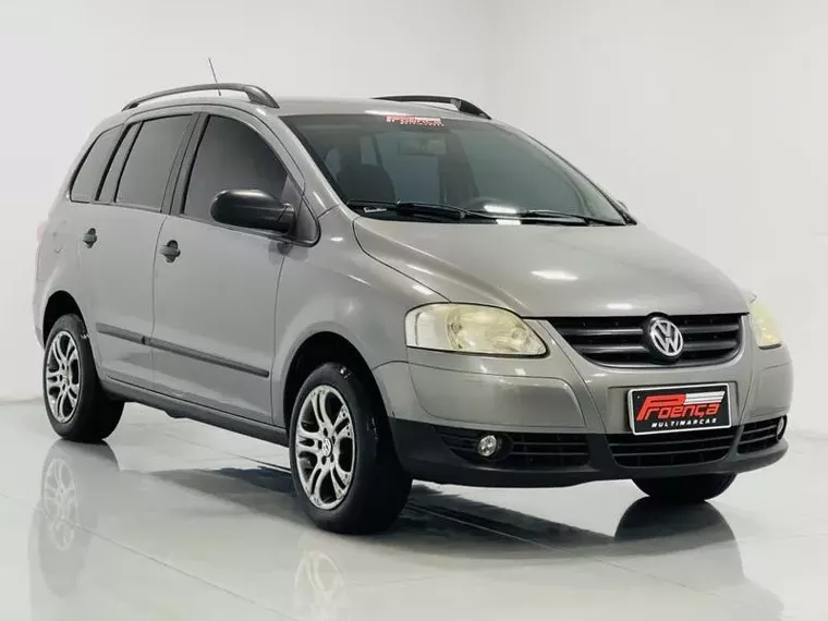 Volkswagen Spacefox Cinza 1