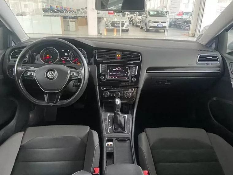 Volkswagen Golf Prata 11