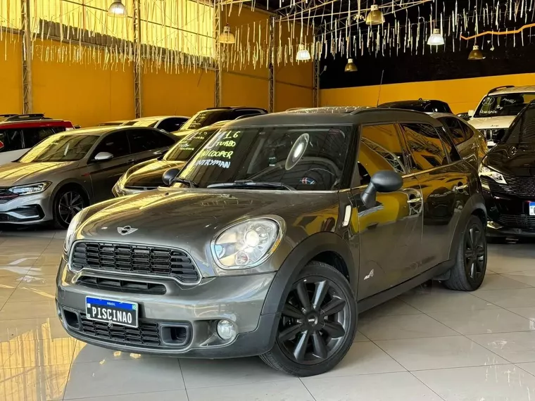 Mini Countryman Cinza 1