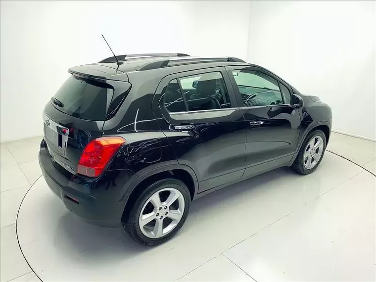 Chevrolet Tracker Preto 3