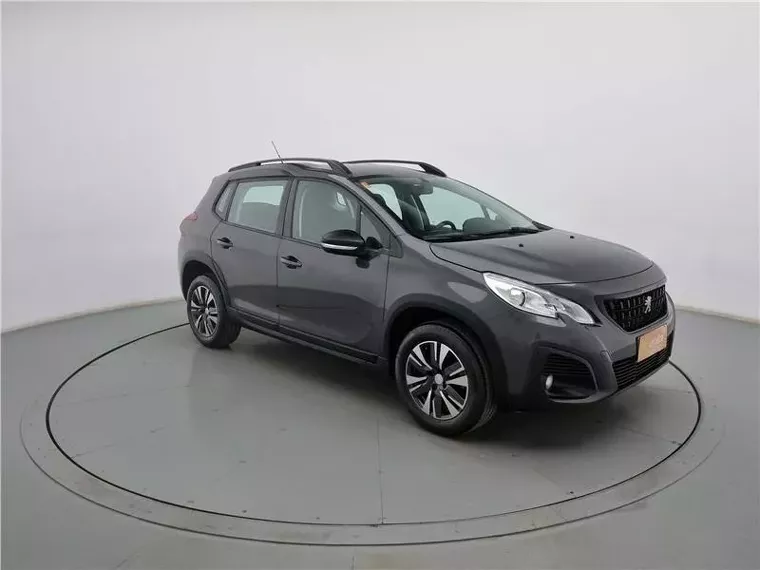 Peugeot 2008 Cinza 10