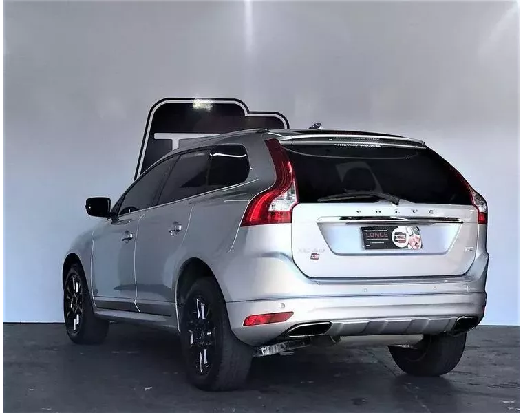 Volvo XC60 Prata 6