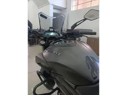 Bajaj Dominar