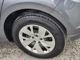Volkswagen Polo Hatch