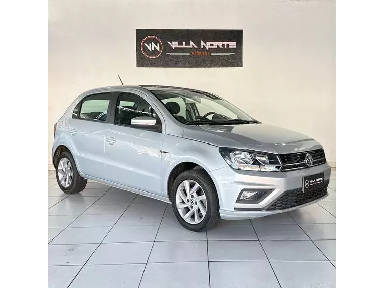 Volkswagen Gol Prata 18