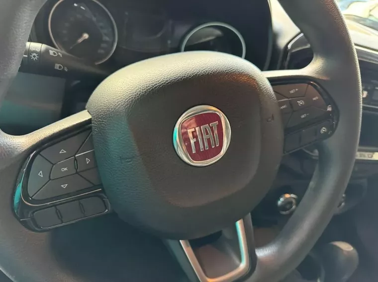 Fiat Toro Preto 12