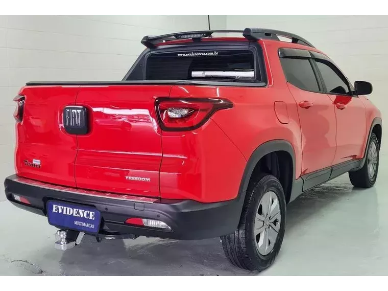 Fiat Toro Vermelho 12