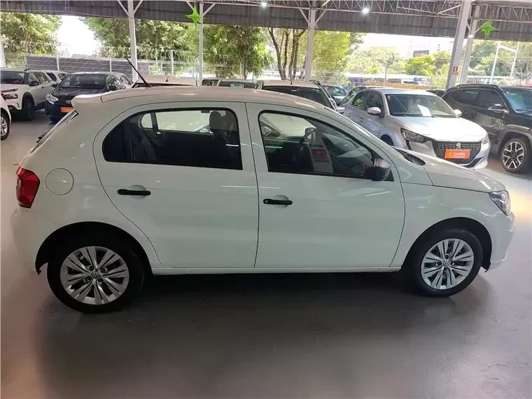 Volkswagen Gol Branco 7