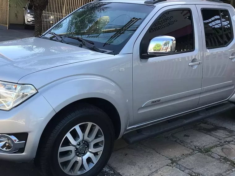 Nissan Frontier Prata 9