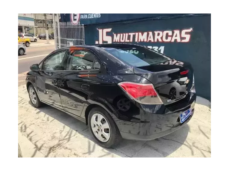 Chevrolet Prisma Preto 9