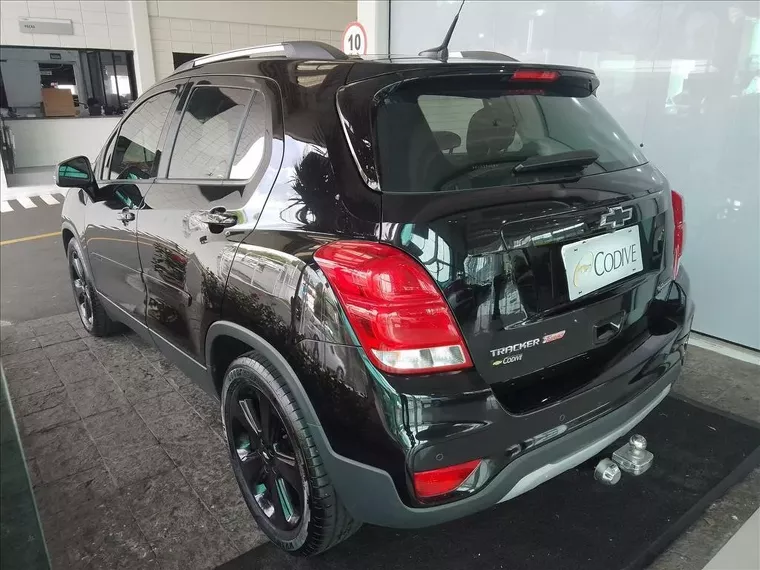 Chevrolet Tracker Preto 2