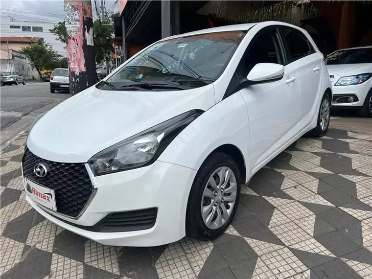 Hyundai HB20 Branco 6