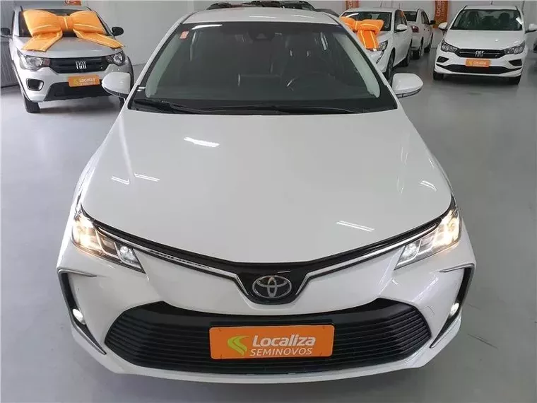 Toyota Corolla Branco 1