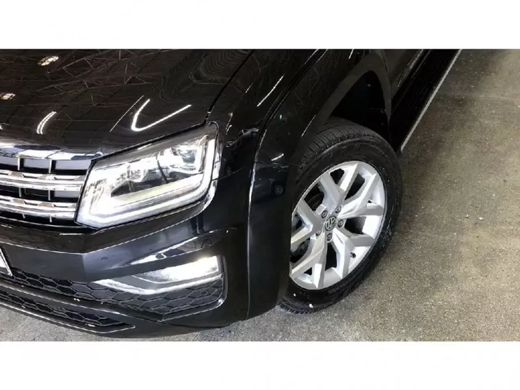 Volkswagen Amarok Preto 7