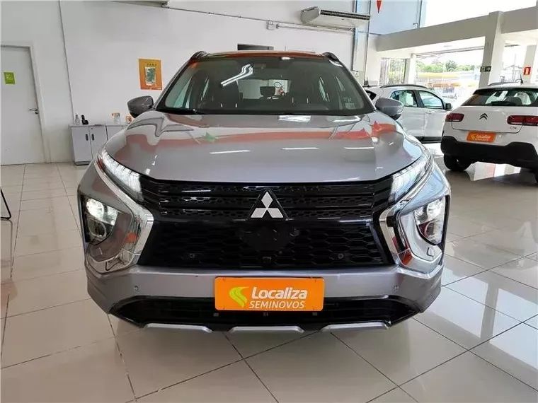 Mitsubishi Eclipse Cross Prata 9