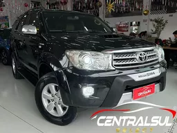 Toyota Hilux SW4