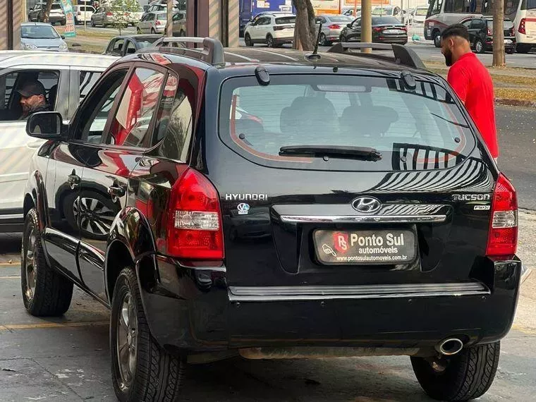 Hyundai Tucson Preto 10