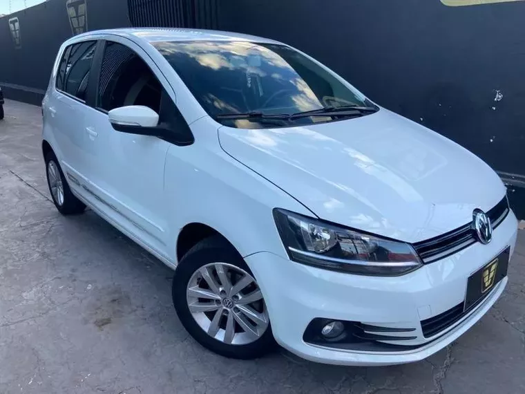 Volkswagen Fox Branco 1