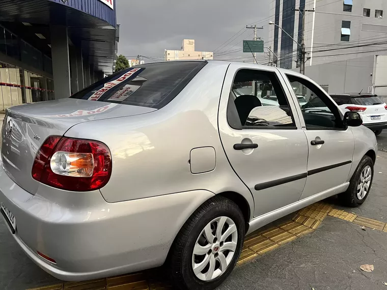 Fiat Siena Prata 8