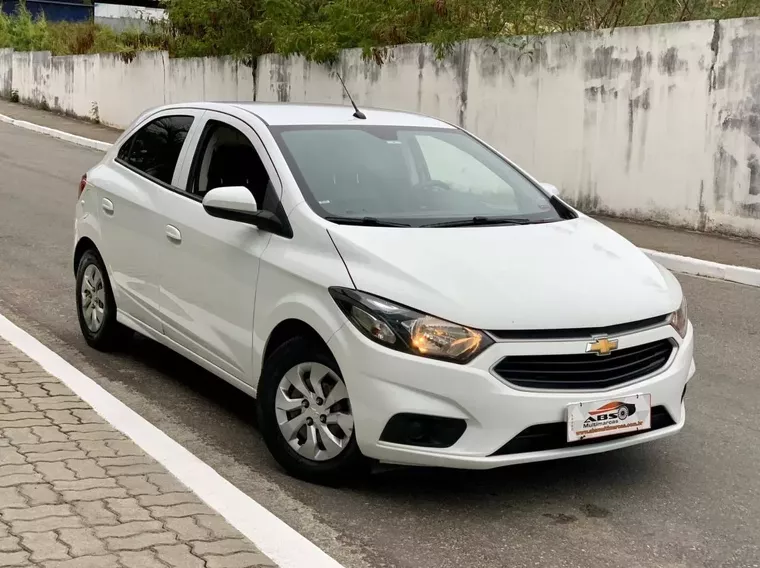 Chevrolet Onix Branco 5