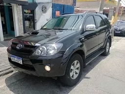 Toyota Hilux SW4