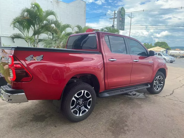 Toyota Hilux Vermelho 5