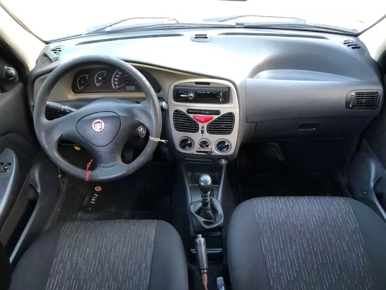 Fiat Siena Preto 13