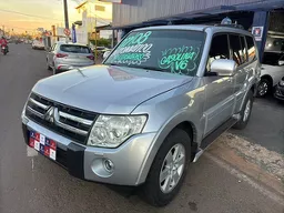 Mitsubishi Pajero Full