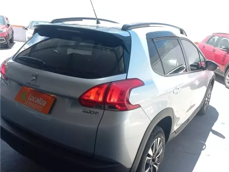 Peugeot 2008 Prata 2