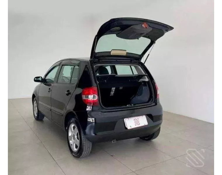 Volkswagen Fox Preto 14