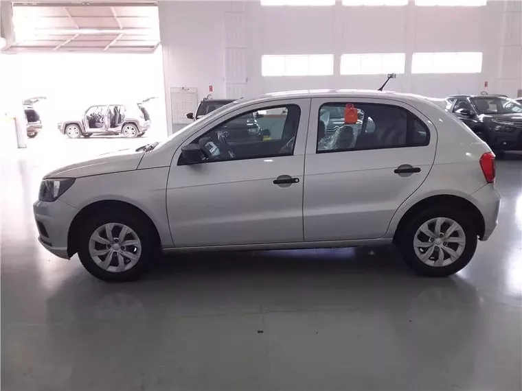 Volkswagen Gol Prata 13