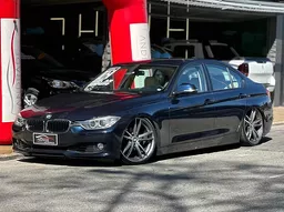 BMW 320i