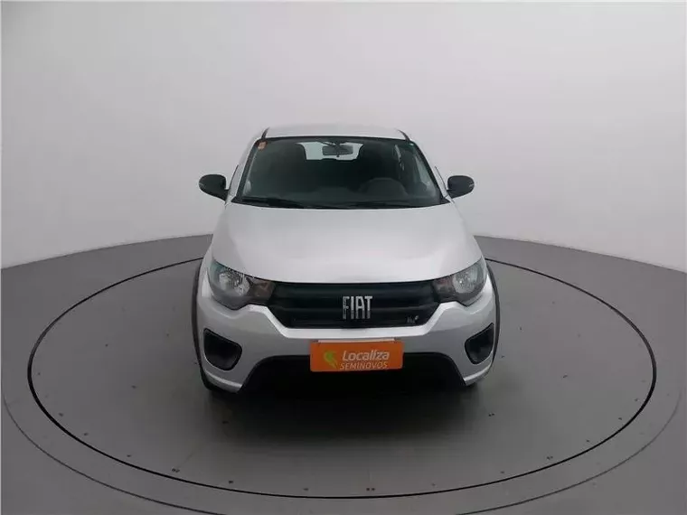 Fiat Mobi Prata 9