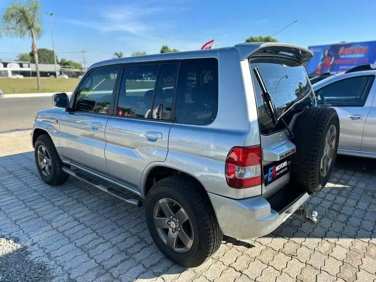 Mitsubishi Pajero Prata 6