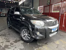 Toyota Hilux SW4