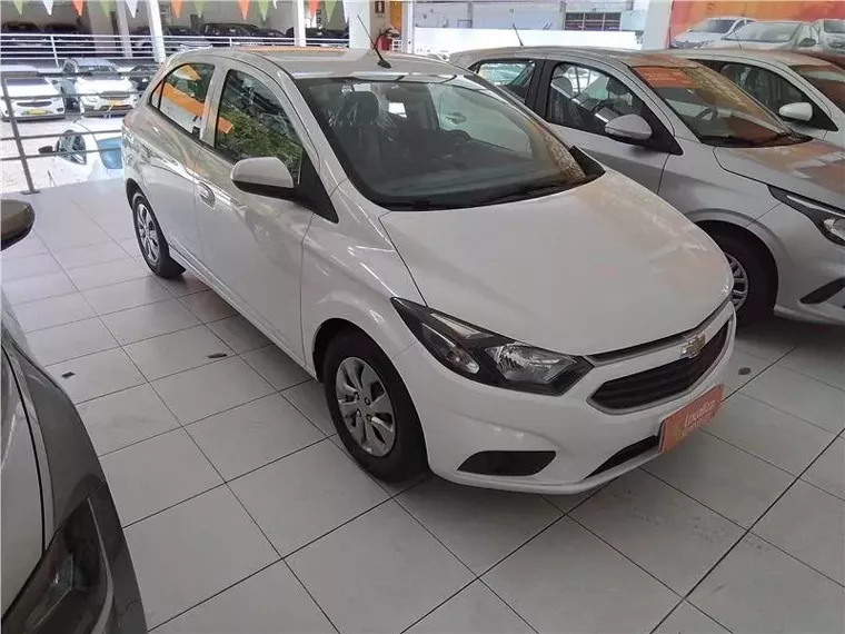 Chevrolet Onix Branco 6