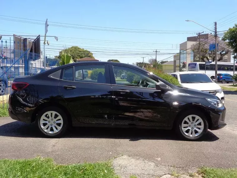 Chevrolet Onix Preto 2