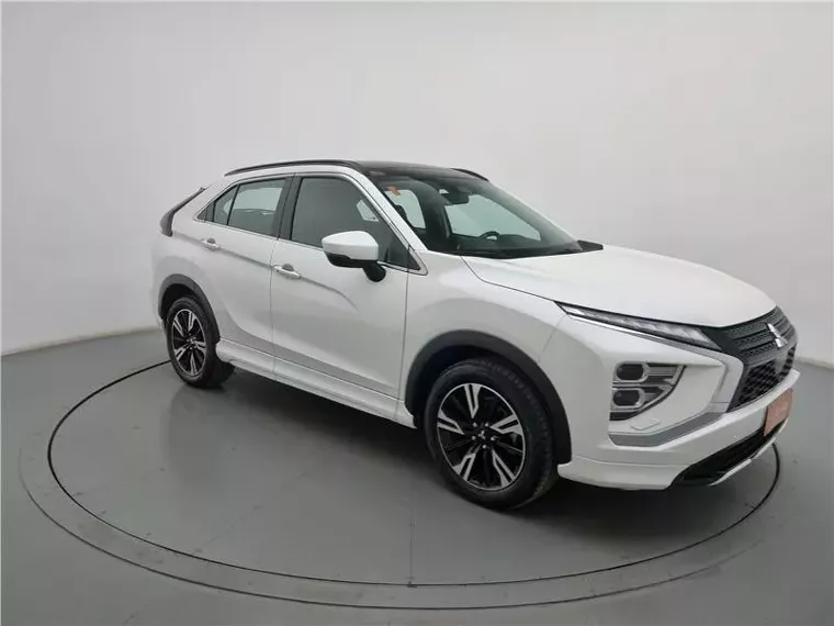 Mitsubishi Eclipse Cross Branco 18