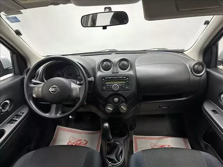 Nissan March Cinza 12