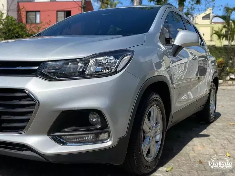 Chevrolet Tracker Prata 1