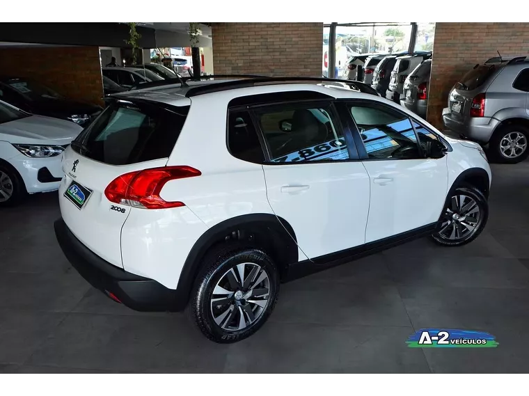 Peugeot 2008 Branco 6