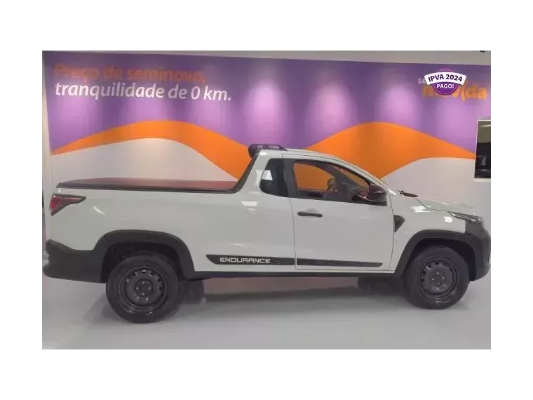 Fiat Strada Branco 3