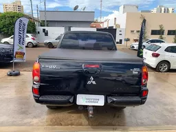 Mitsubishi L200 Triton