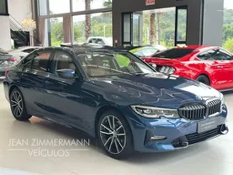 BMW 320i