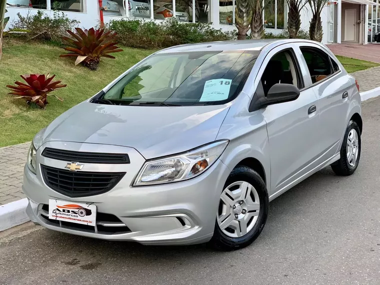 Chevrolet Onix Prata 11