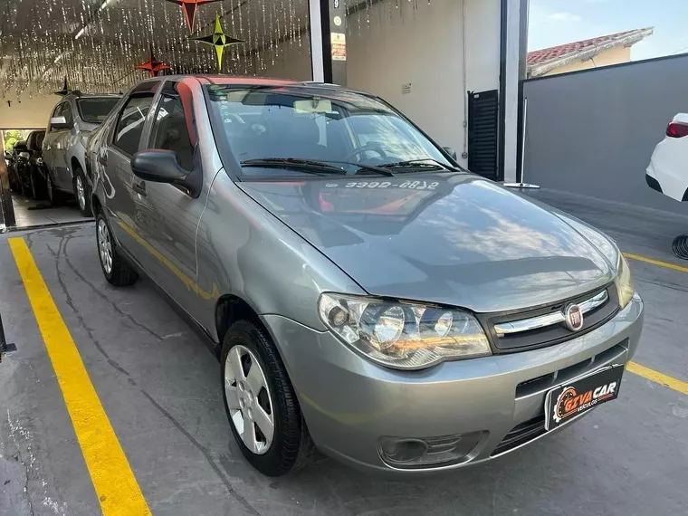 Fiat Siena Cinza 1