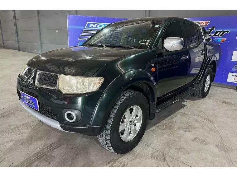 Mitsubishi L200 Triton Verde 9