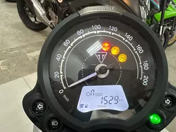 Triumph Speed Twin