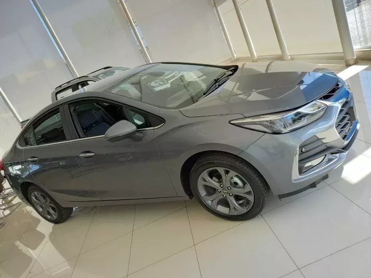 Chevrolet Cruze Cinza 1