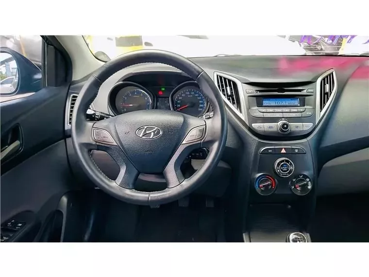 Hyundai HB20 Preto 4